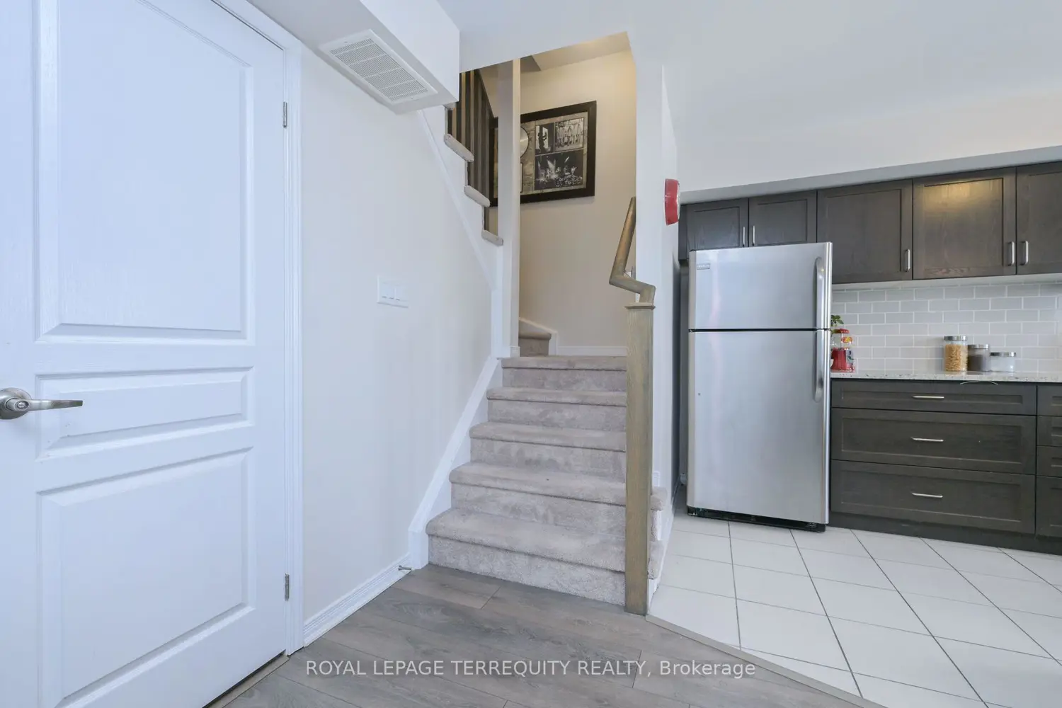 Additional image 6 of 2441 Greenwich Drive 95