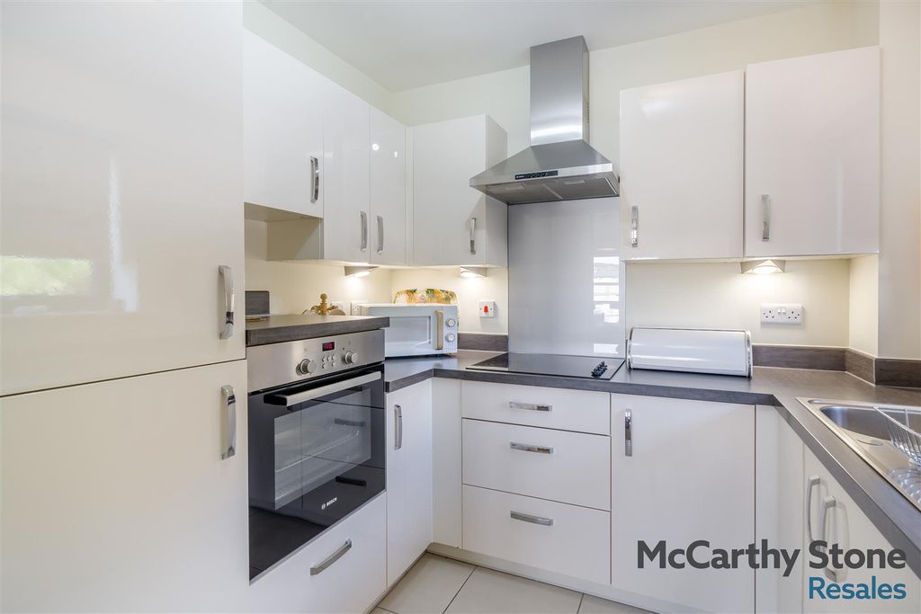 Additional image 5 of 2 bed flat for saleThe Wickets, Kirkgate, Settle BD24