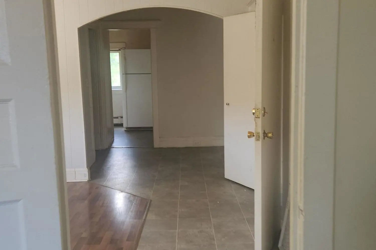 42 Riverside Drive photo 2