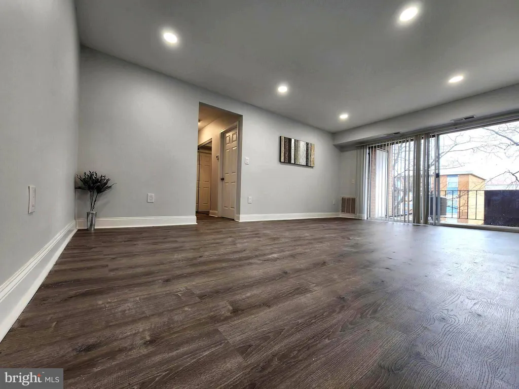 Additional image 18 of 3853 Saint Barnabas Road Unit 102, Suitland, MD 20746