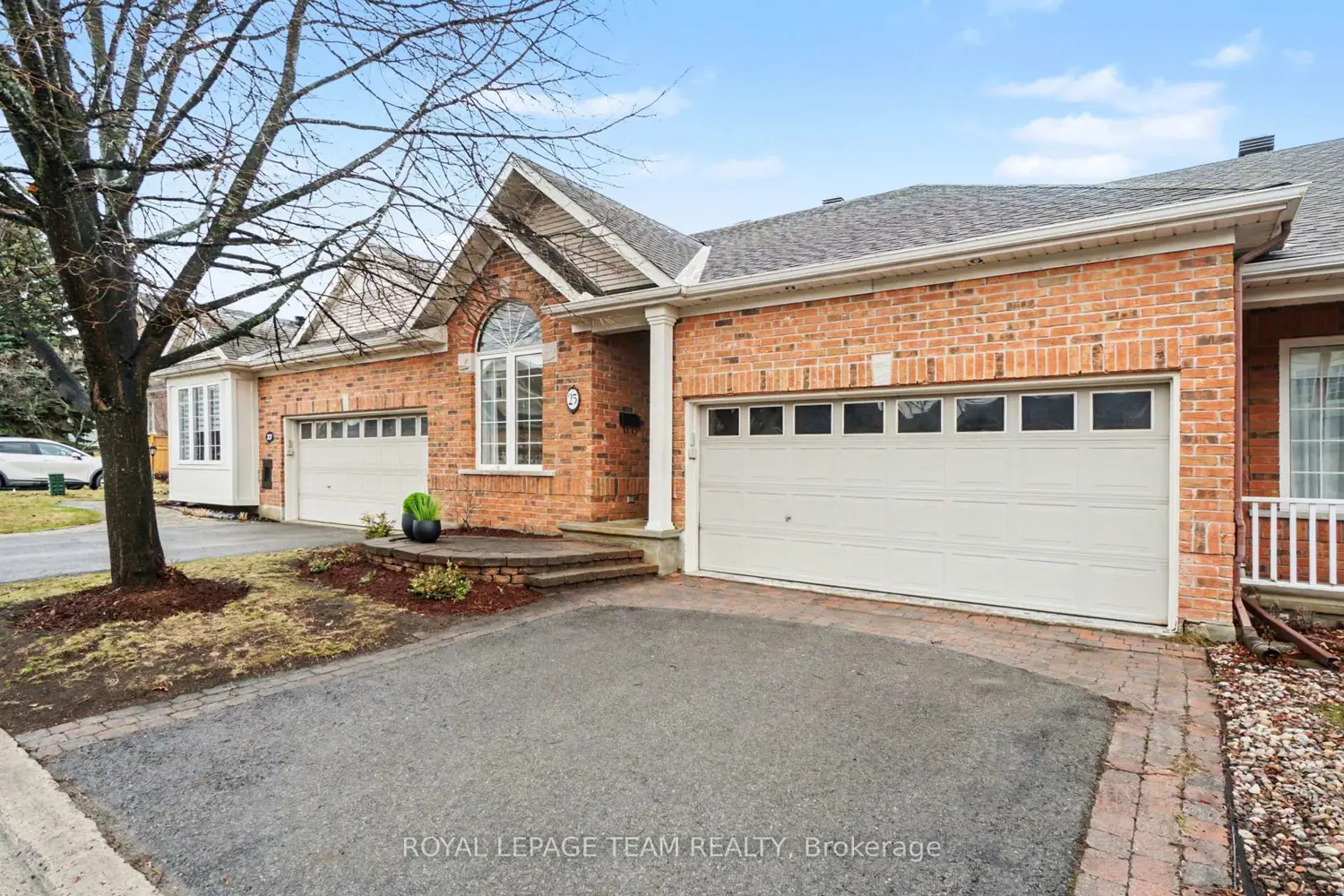 25 Sawchuk Terrace photo 2
