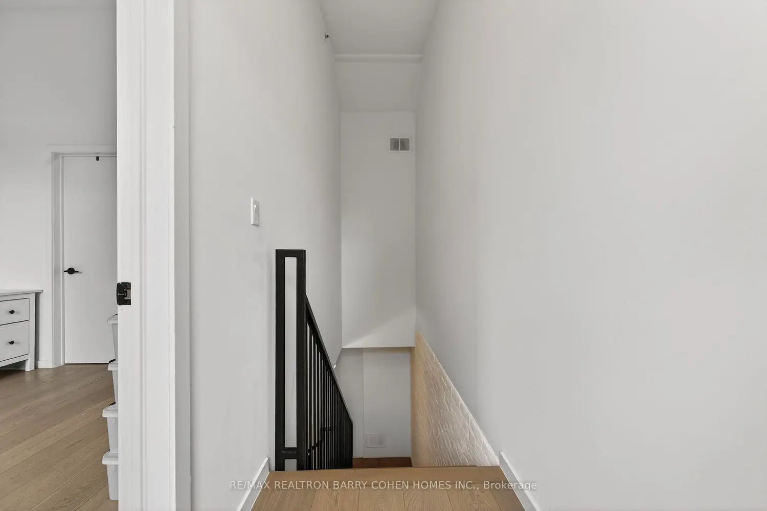 Additional image 19 of 50 Bartlett Avenue 7