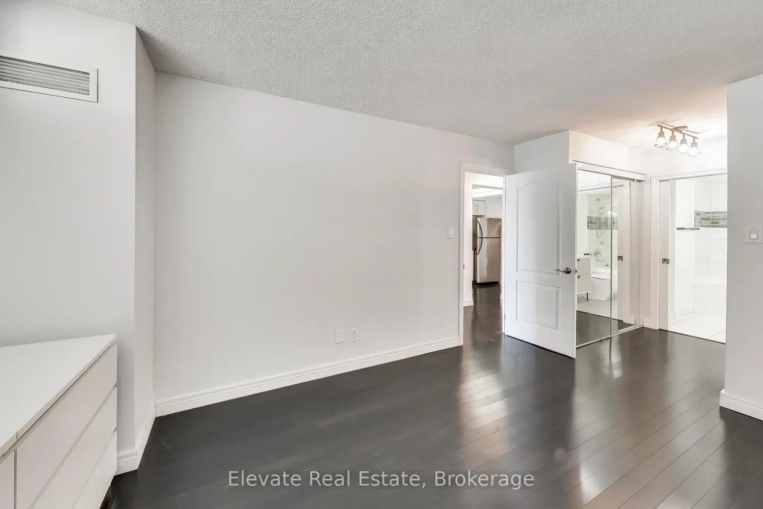 Additional image 15 of 268 Ridley Boulevard 317