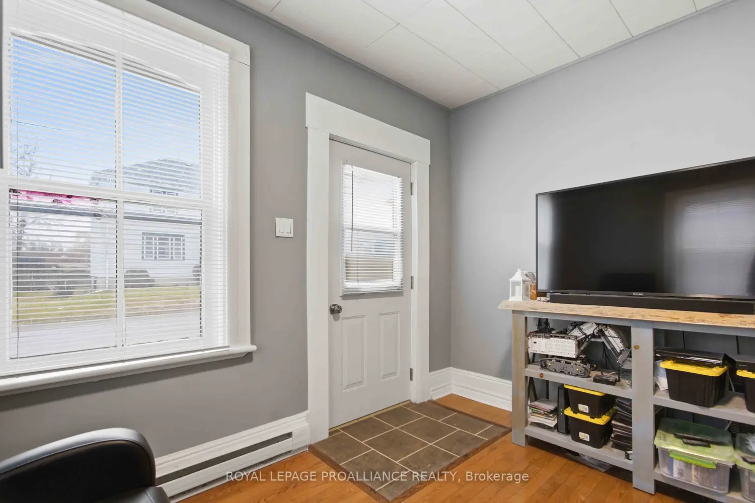 12 Albert Road photo 4