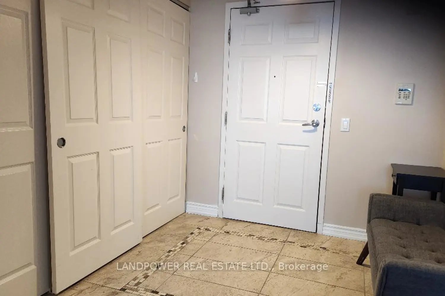 Additional image 3 of 2800 Warden Avenue 704