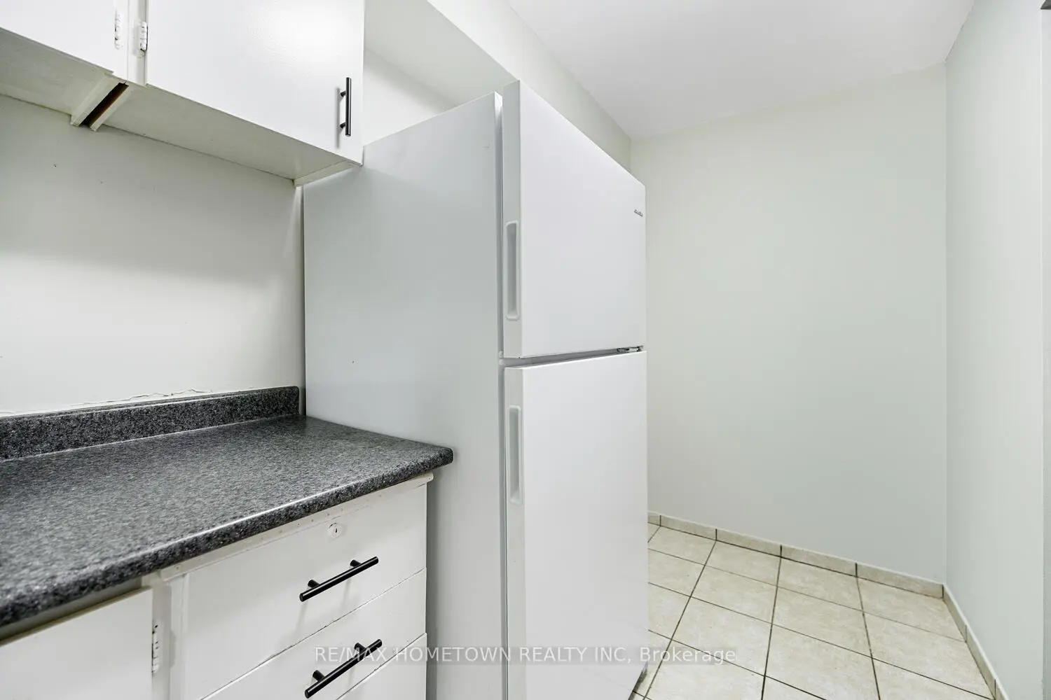 Additional image 11 of 815 Kyle Court 310