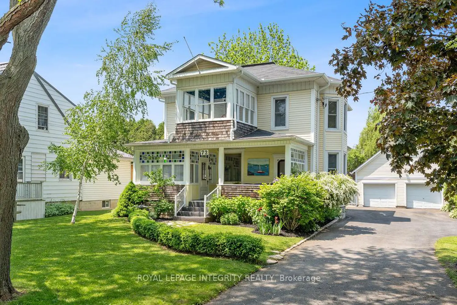 72 Lakeshore Drive