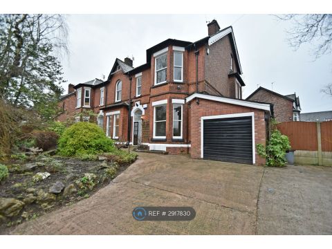 Belgrave Crescent, Eccles, Manchester M30, Room to rent