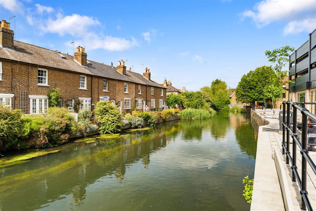 Additional image 19 of 2 bed flat for saleBircherley Green, Hertford SG14