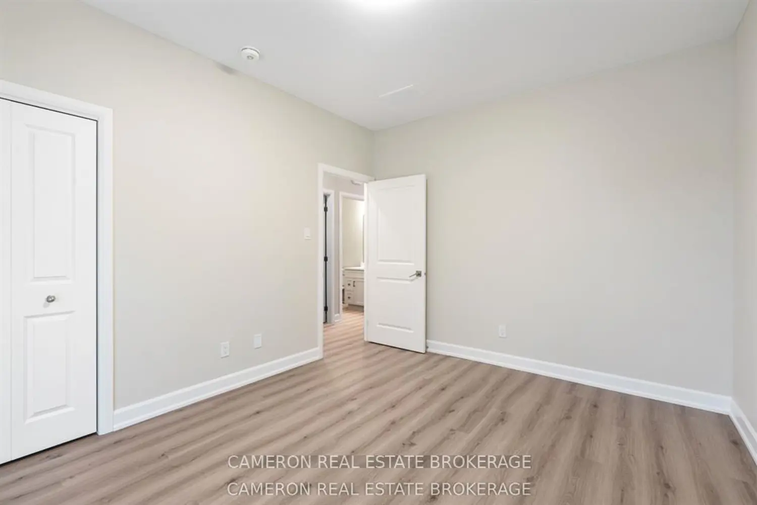 Additional image 12 of 3149 Mauricy Street
