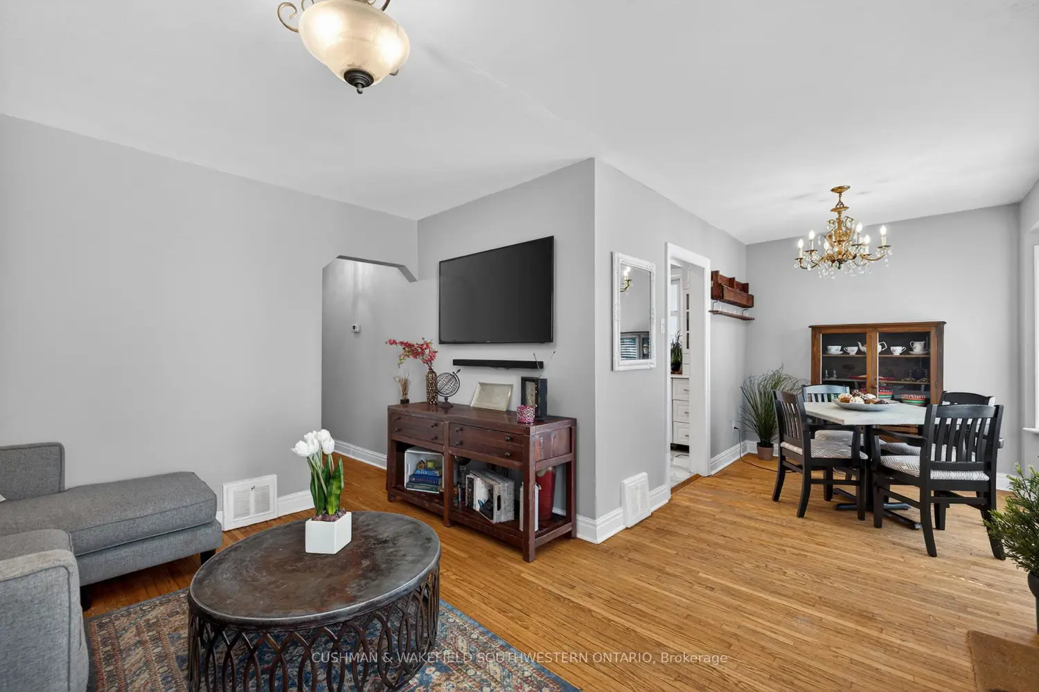 56 Thomas Janes Drive photo 4