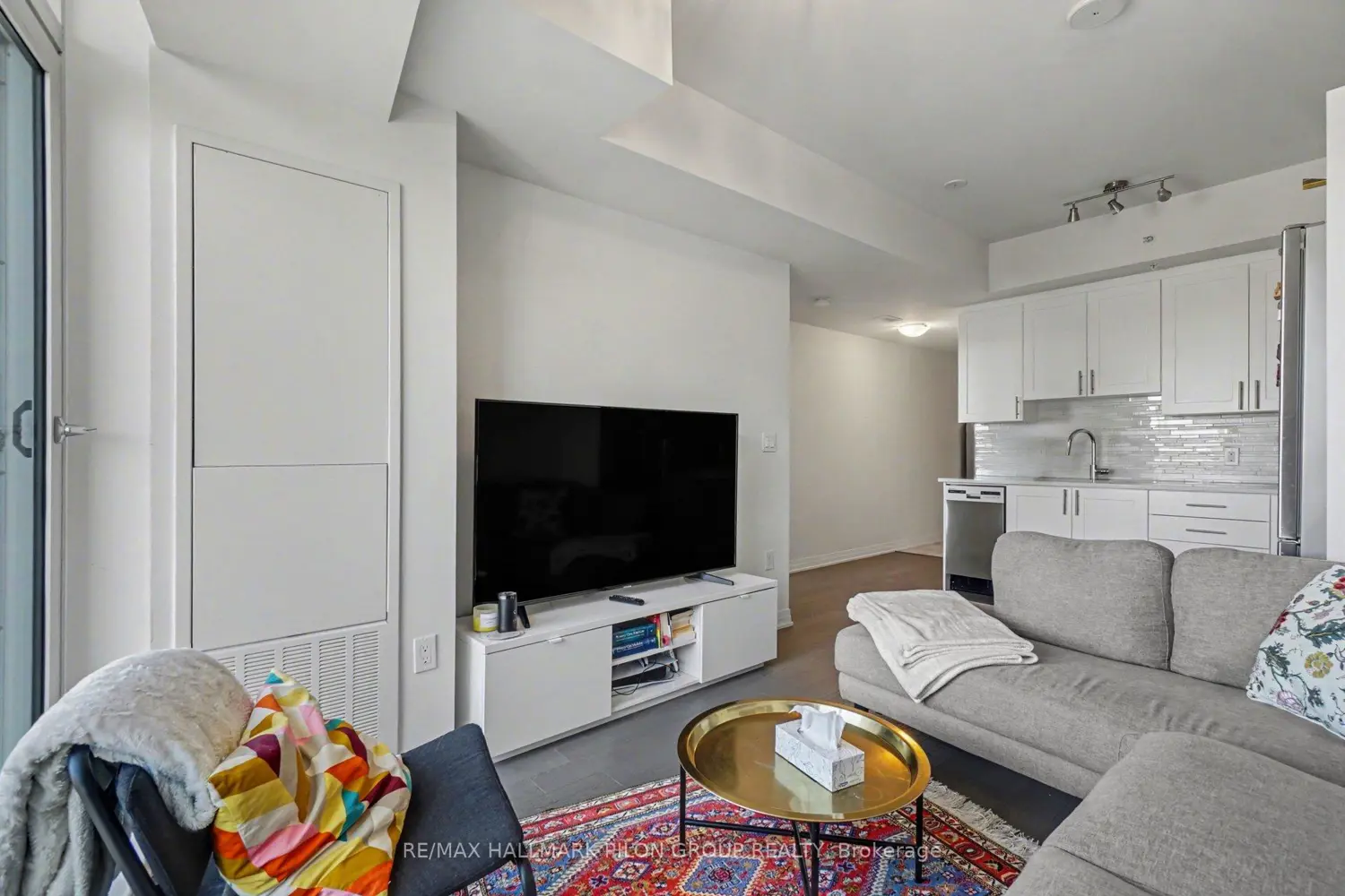 Additional image 6 of 805 Carling Avenue 908