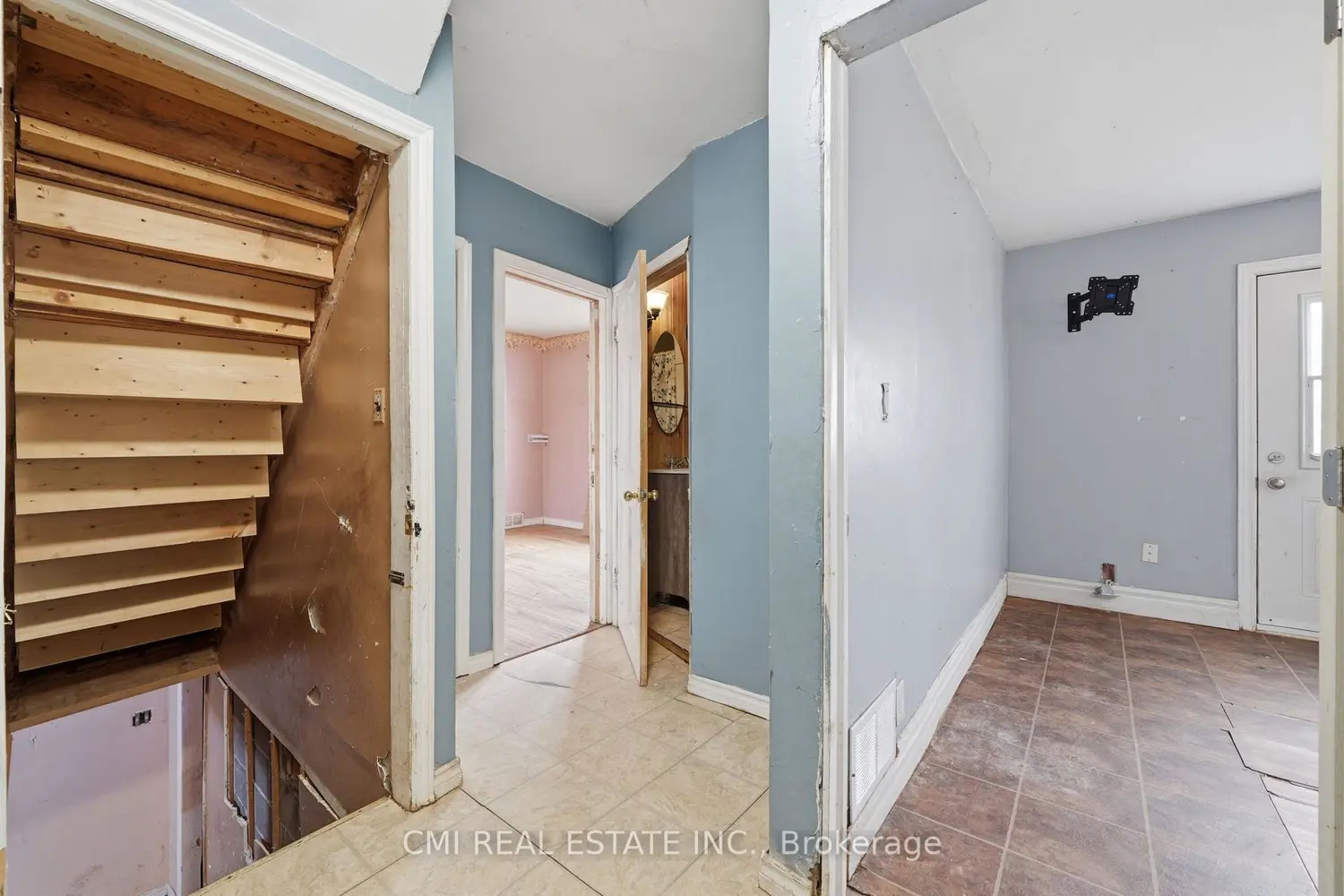 345 Linwood Avenue photo 3