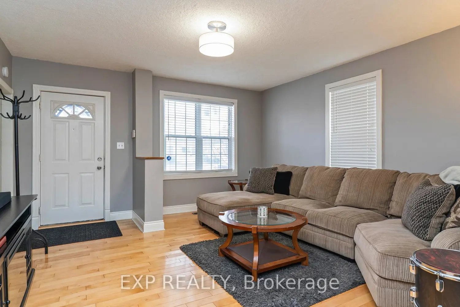 205 East Street photo 2