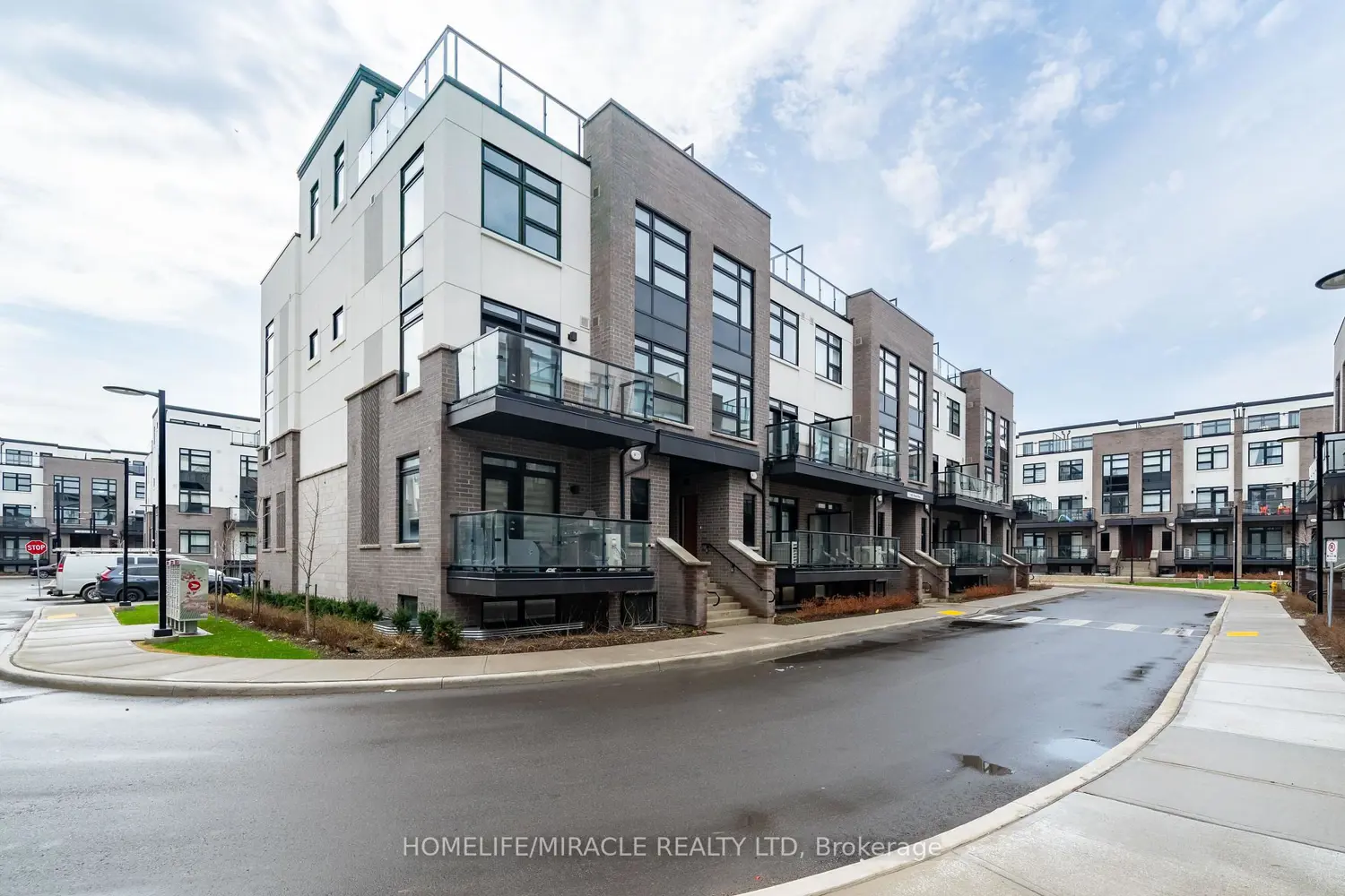 1593 Rose Way 104