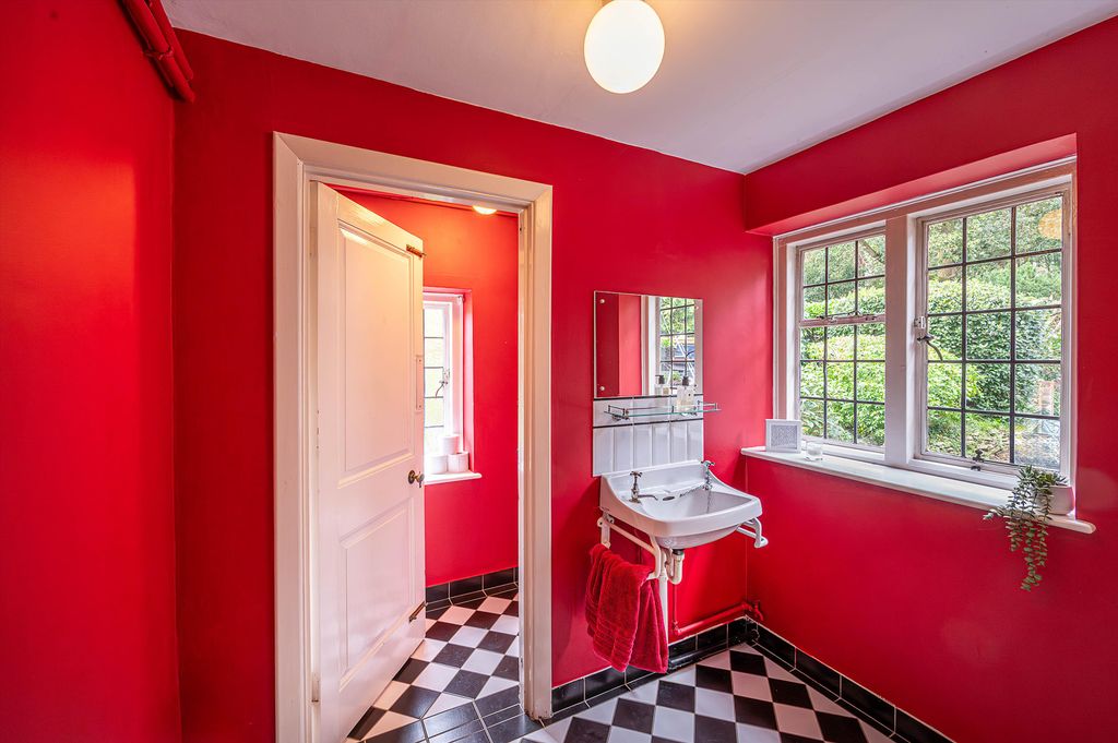 Additional image 15 of 8 bed detached house for saleHarpsden Bottom, Harpsden, Henley-On-Thames, Oxfordshire RG9