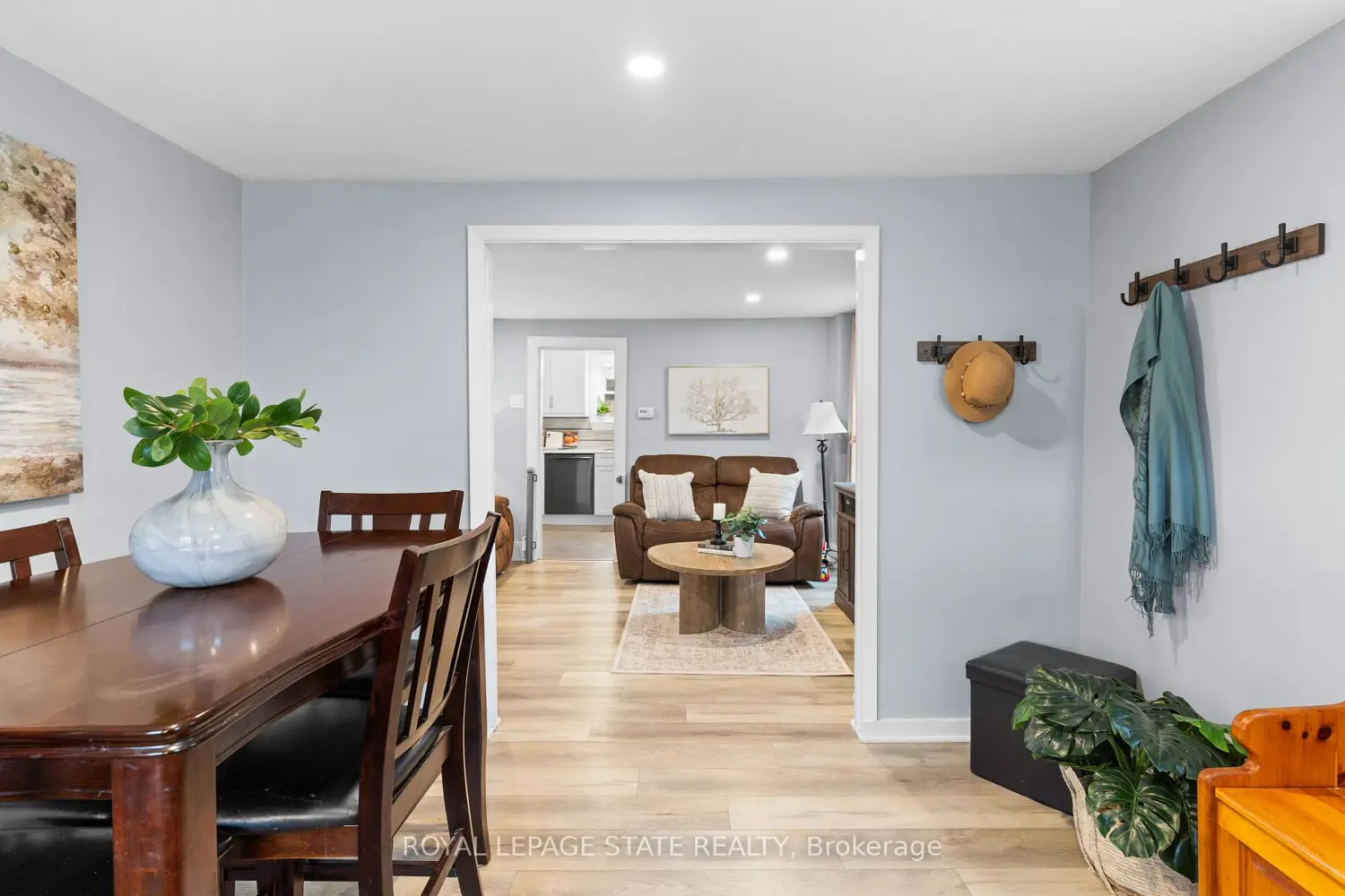 109 Wilton Avenue photo 5