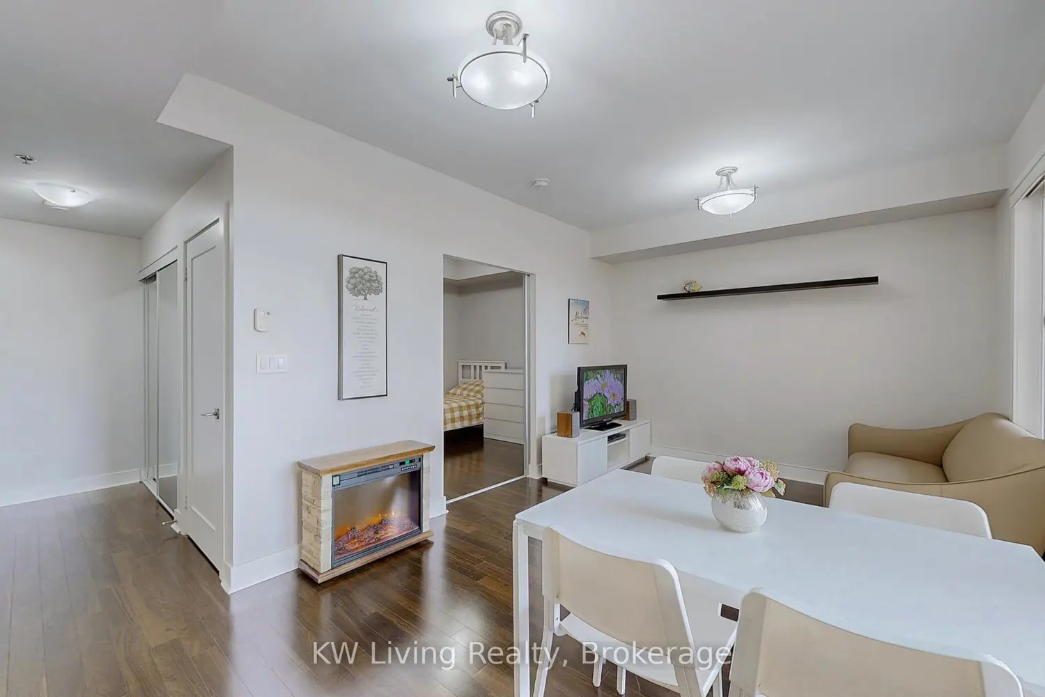 Additional image 6 of 28 Prince Regent Street 203