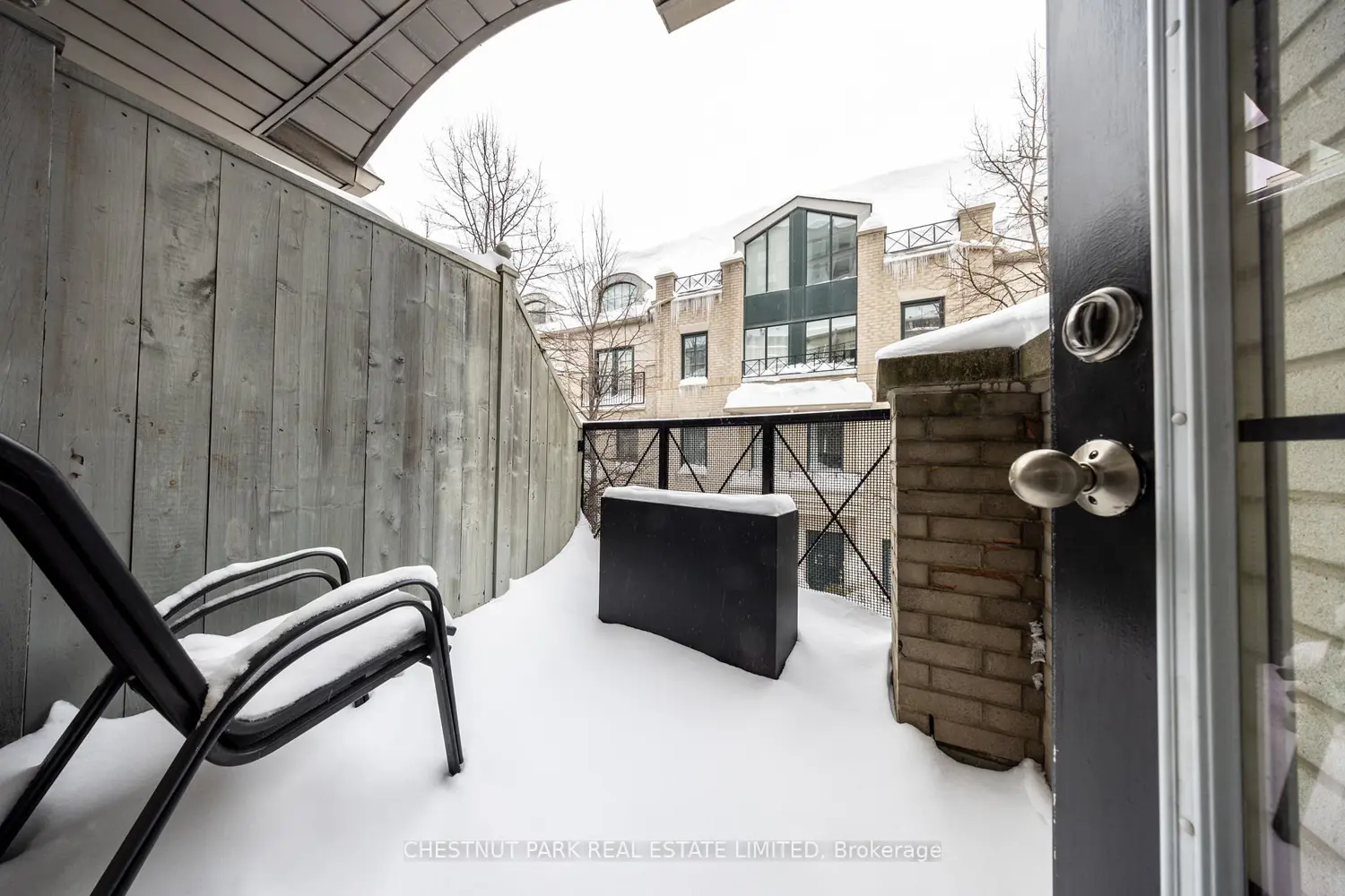 1 Baxter Street Th16 photo 3