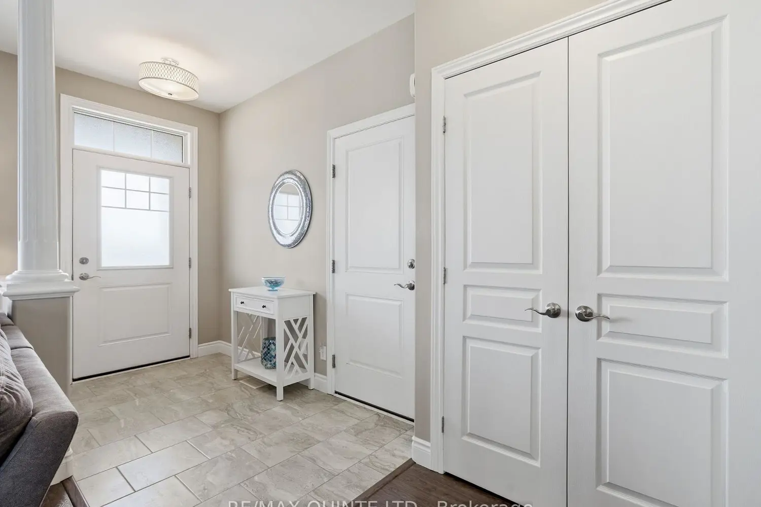 18 Deacon Place photo 2