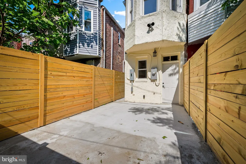 1030 N Gilmor Street, Baltimore, MD 21217