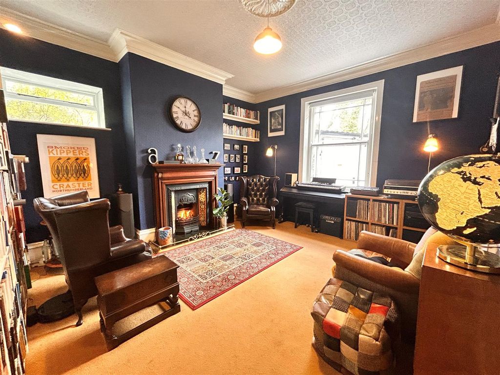 Additional image 9 of 6 bed end terrace house for saleGrandsmere Place, Halifax HX3