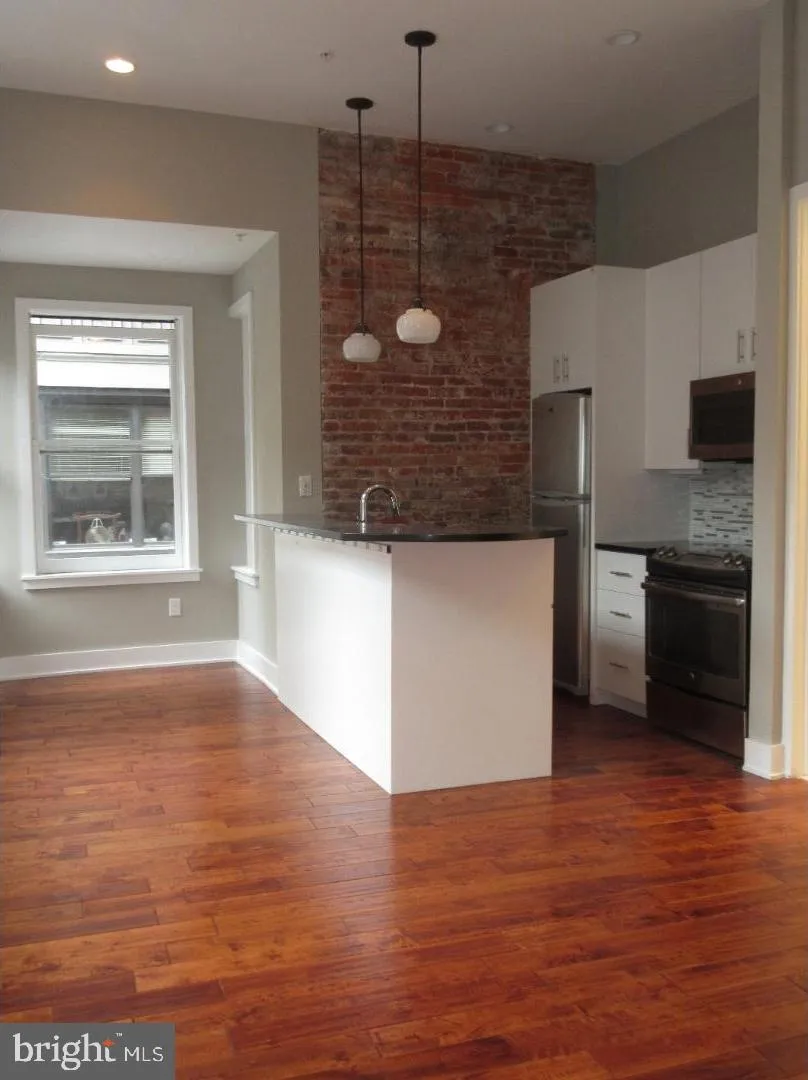 Additional image 11 of 126 S 16th Street Unit 2F, Philadelphia, PA 19103