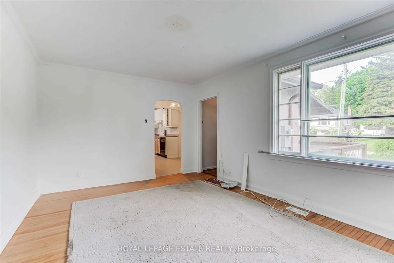100 Eastville Avenue photo 3