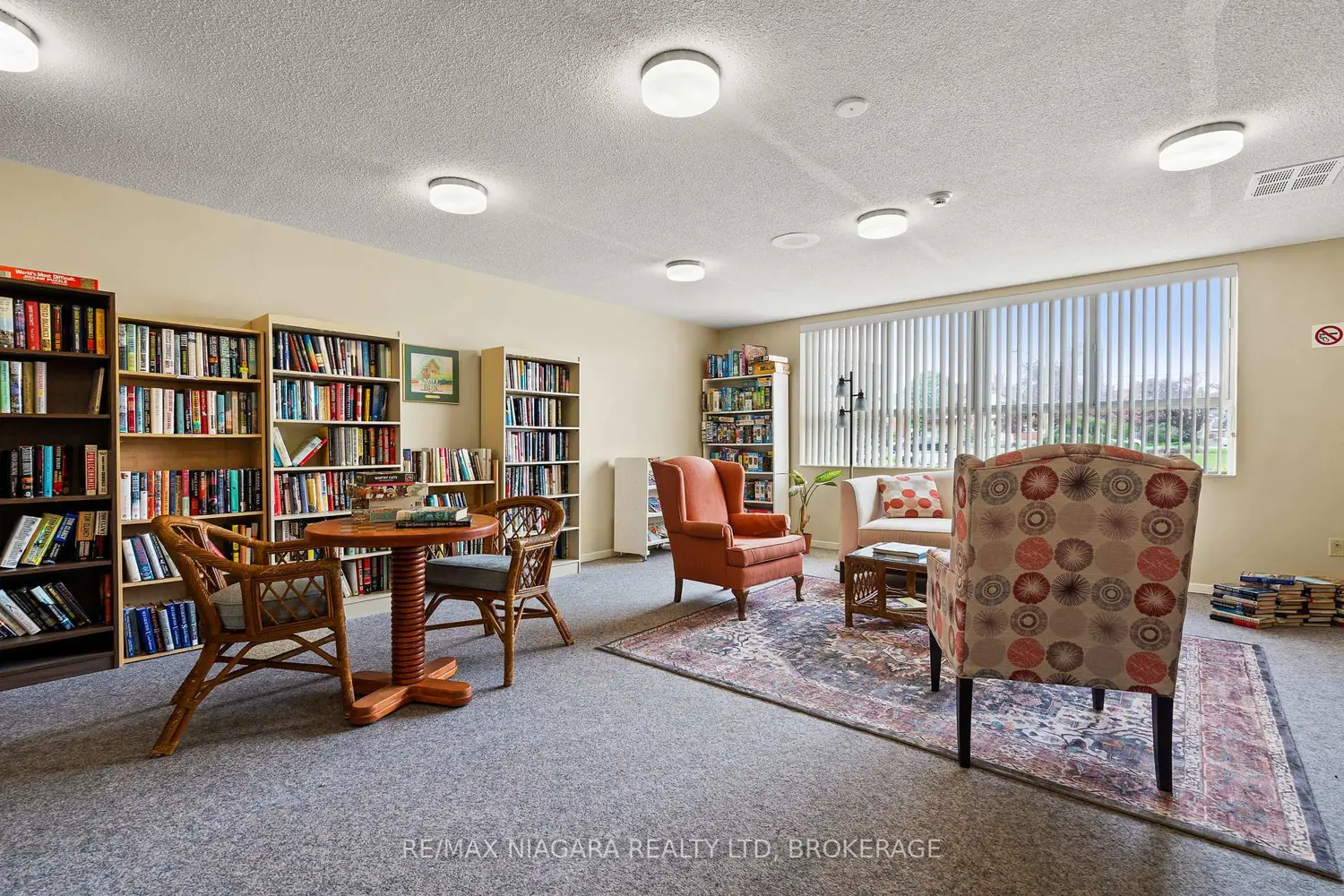 7 Gale Crescent B5 photo 4