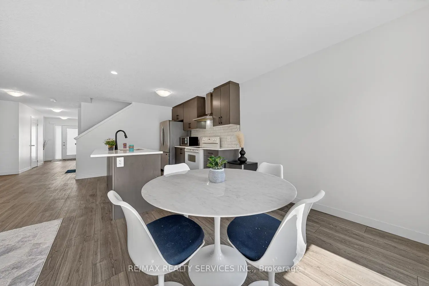Additional image 12 of 95 Queensbrook Crescent