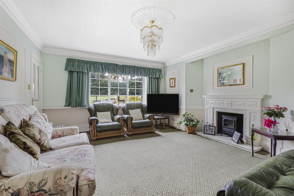 Additional image 8 of 5 bed detached house for saleYewlands, Hoddesdon EN11