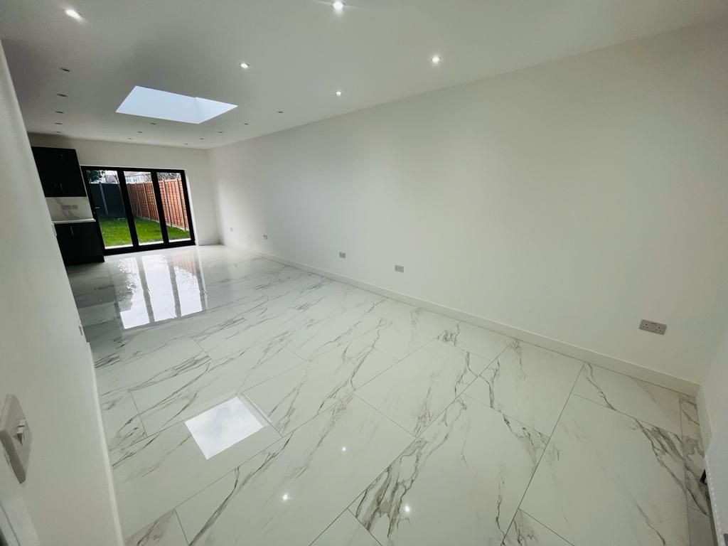 Additional image 5 of 5 bed end terrace house for saleVincent Road, Hounslow TW4