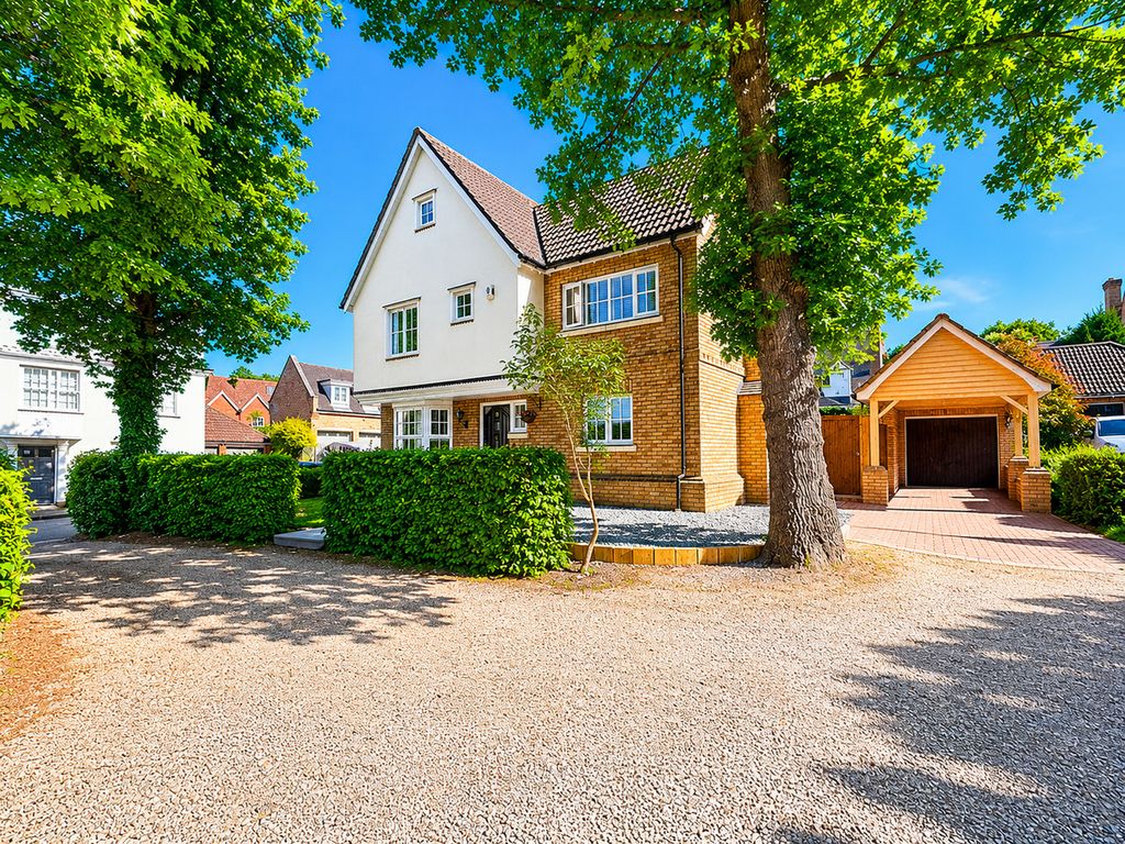 4 bed detached house for saleWood Lane, Hockley SS5