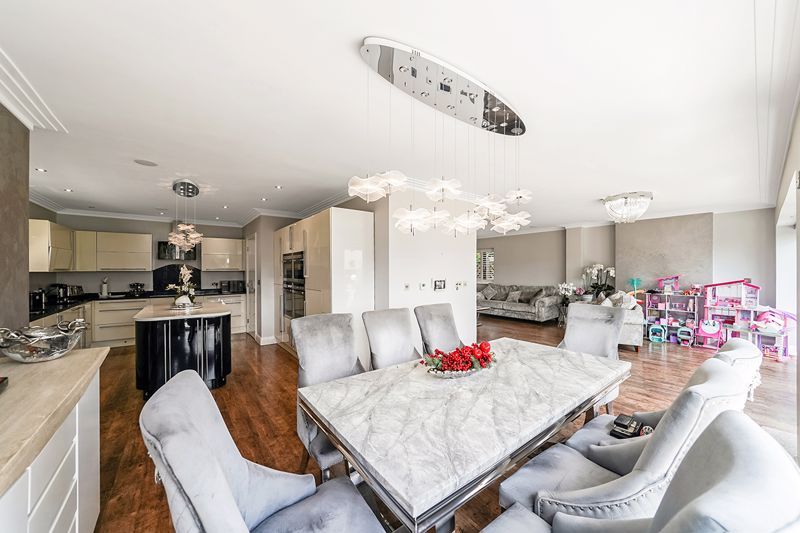 Additional image 6 of 6 bed detached house for saleWare Road, Hoddesdon EN11