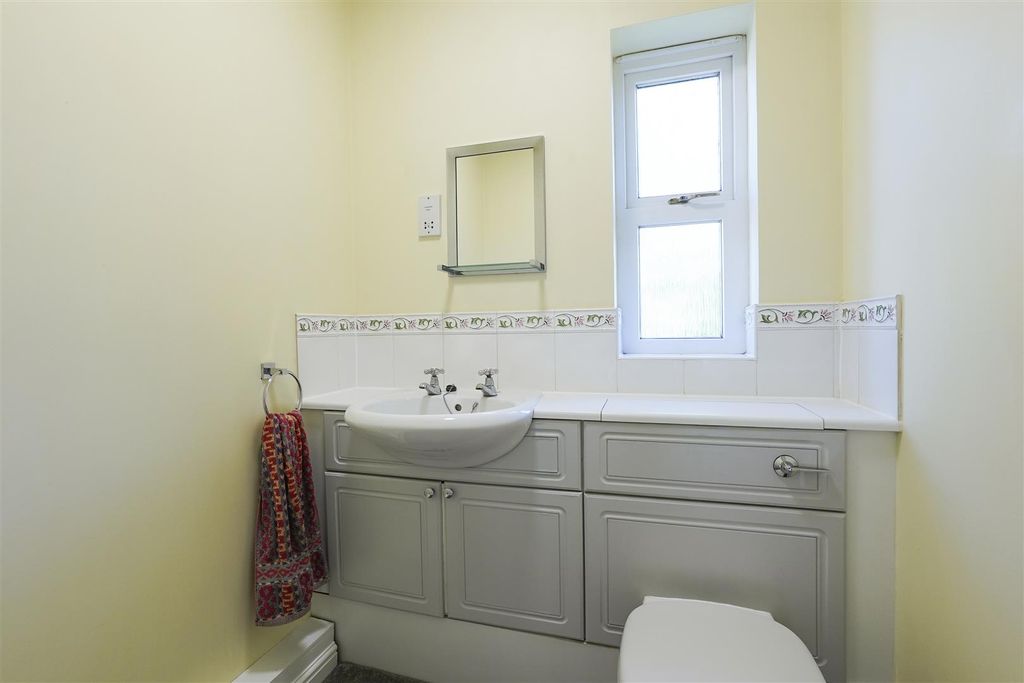 Additional image 23 of 4 bed detached house for saleBrodley Close, Hipperholme, Halifax HX3