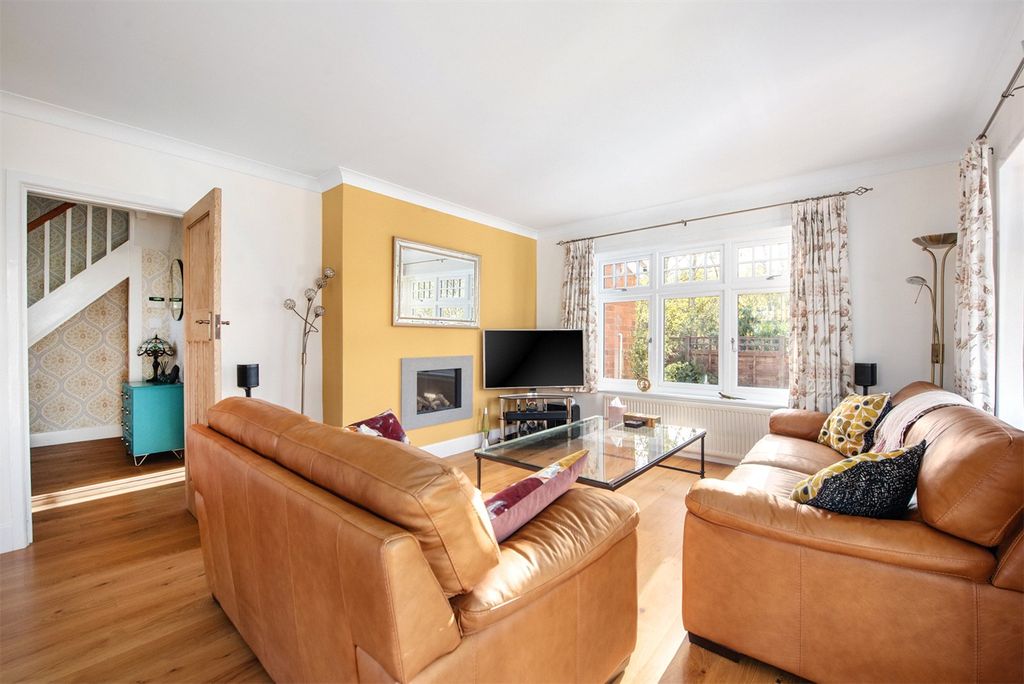 Additional image 12 of 5 bed detached house for saleNewnham Road, Hook, Hampshire RG27