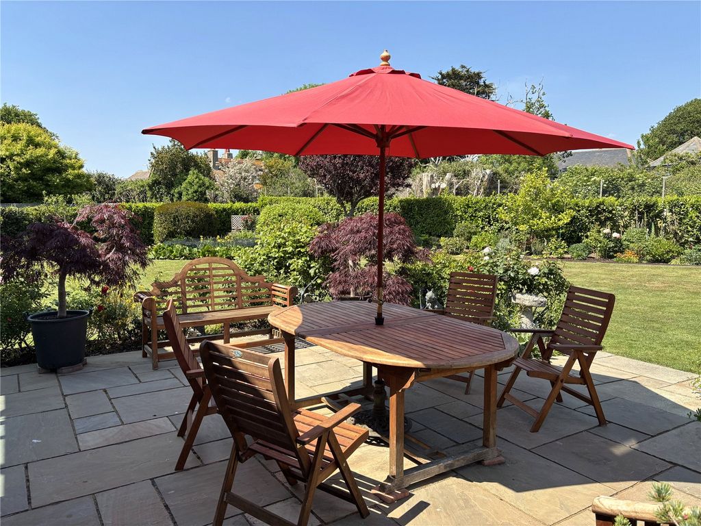 Additional image 18 of 4 bed detached house for saleOrchard Road, Hayling Island, Hampshire PO11