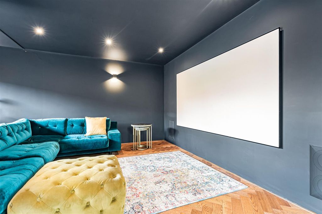 Additional image 43 of 4 bed detached bungalow for saleWatermill Lane, Hertford SG14