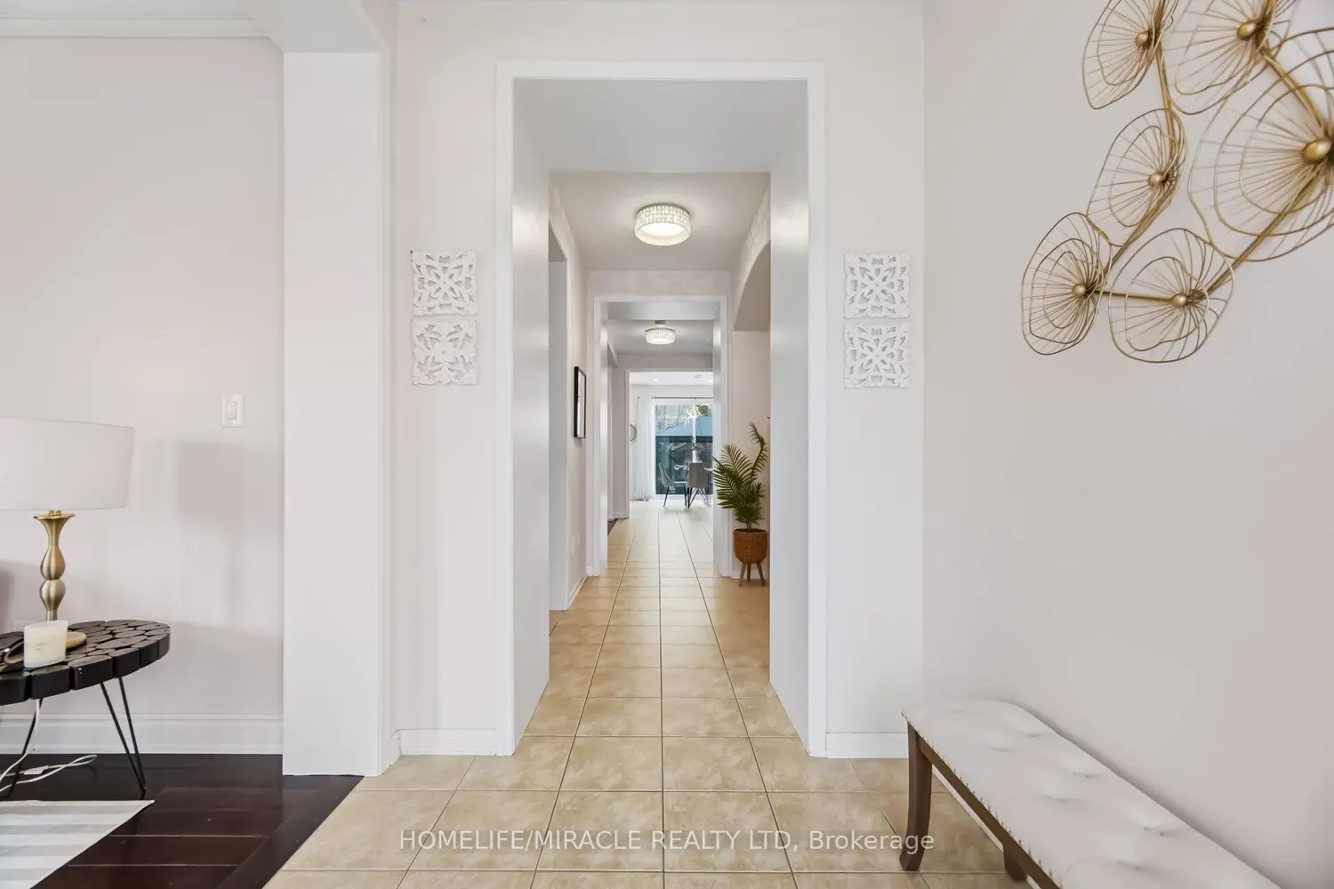 59 Apple Drive photo 2