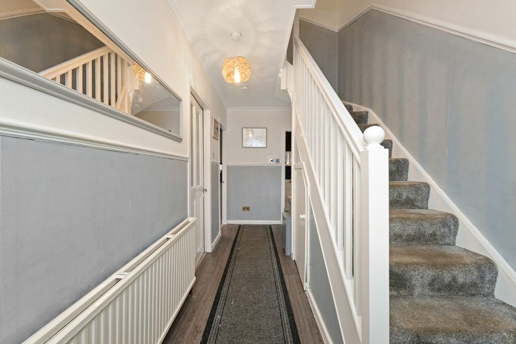Additional image 6 of 4 bed semi-detached house for sale44 Hillside Crescent South, Gorebridge EH23
