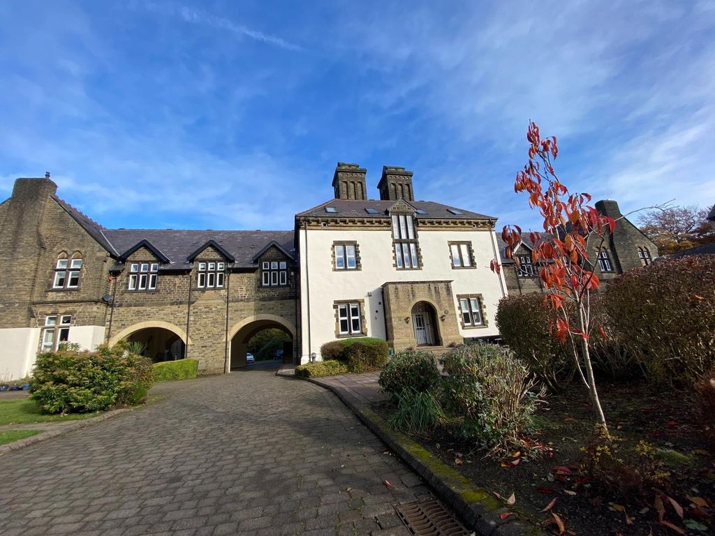 3 bed flat for saleThe Woodlands, Meltham, Holmfirth HD9
