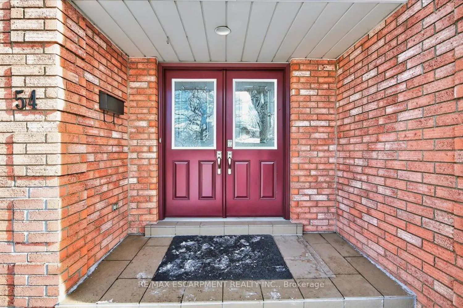 54 Goldcrest Drive photo 3
