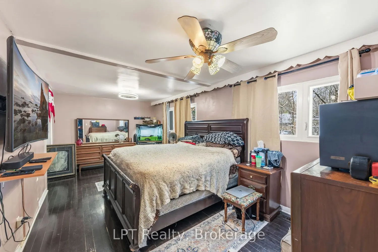 127 Kitchener Road photo 5