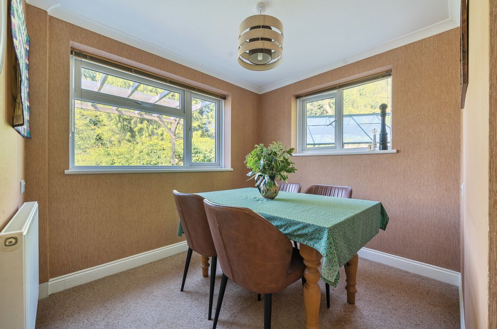 Additional image 6 of 3 bed semi-detached house for saleHaslemere, Surrey GU27
