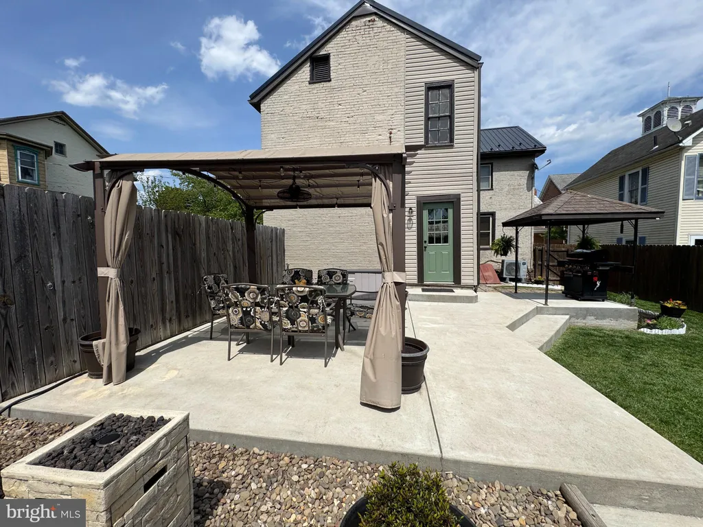 Additional image 10 of 225 Main Street, York Springs, PA 17372
