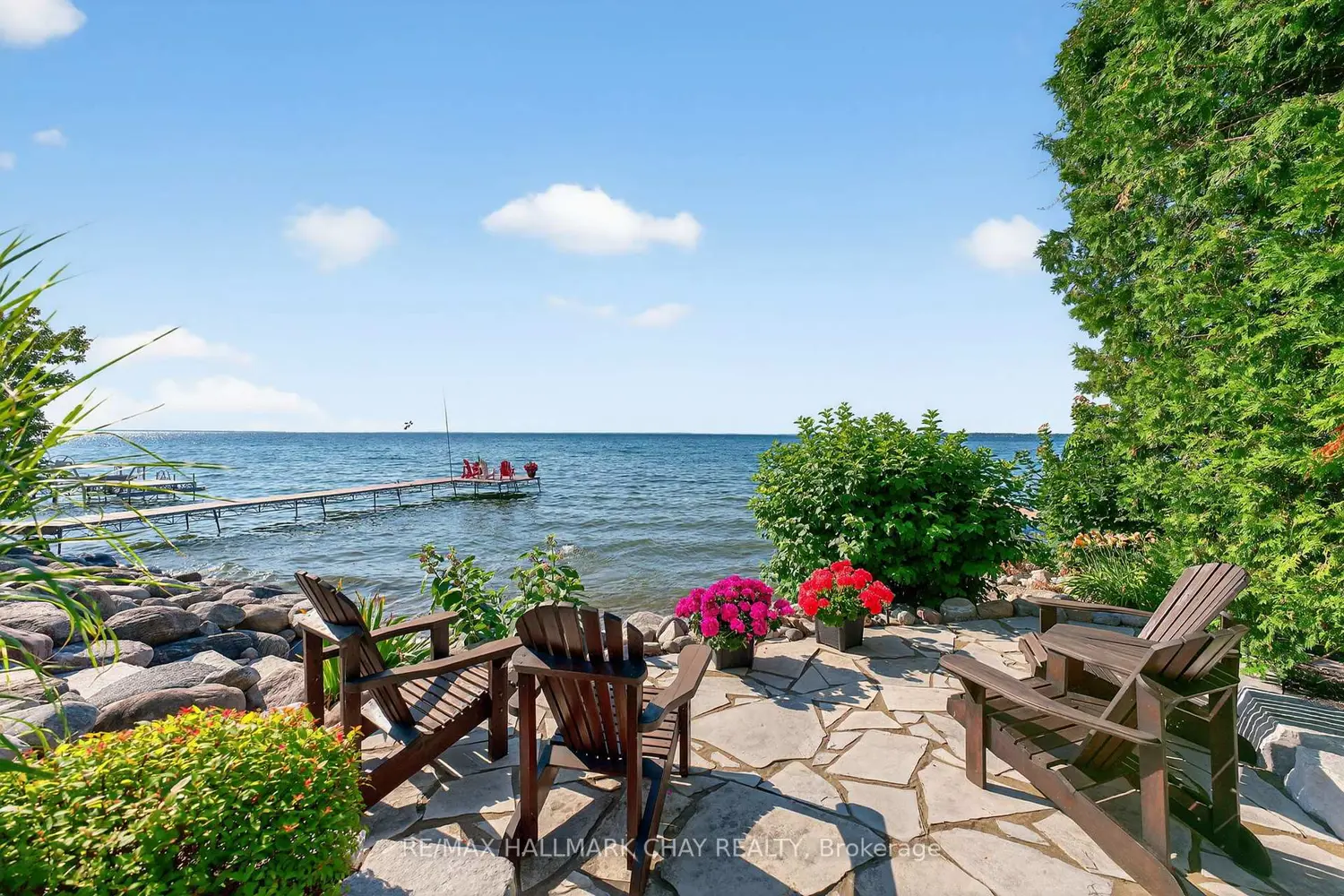 7 Lakeshore Road photo 4