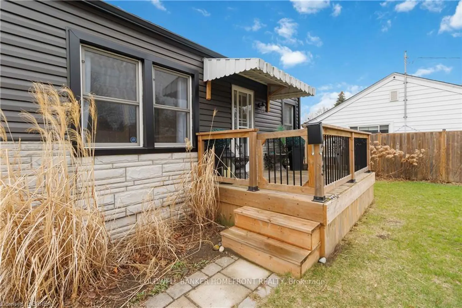 213 Elgin Street photo 3
