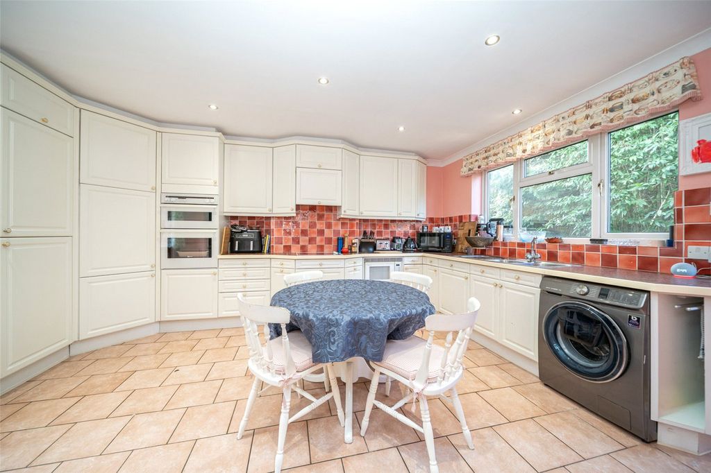 Additional image 6 of 4 bed detached house for saleWheatfield Avenue, Harpenden AL5