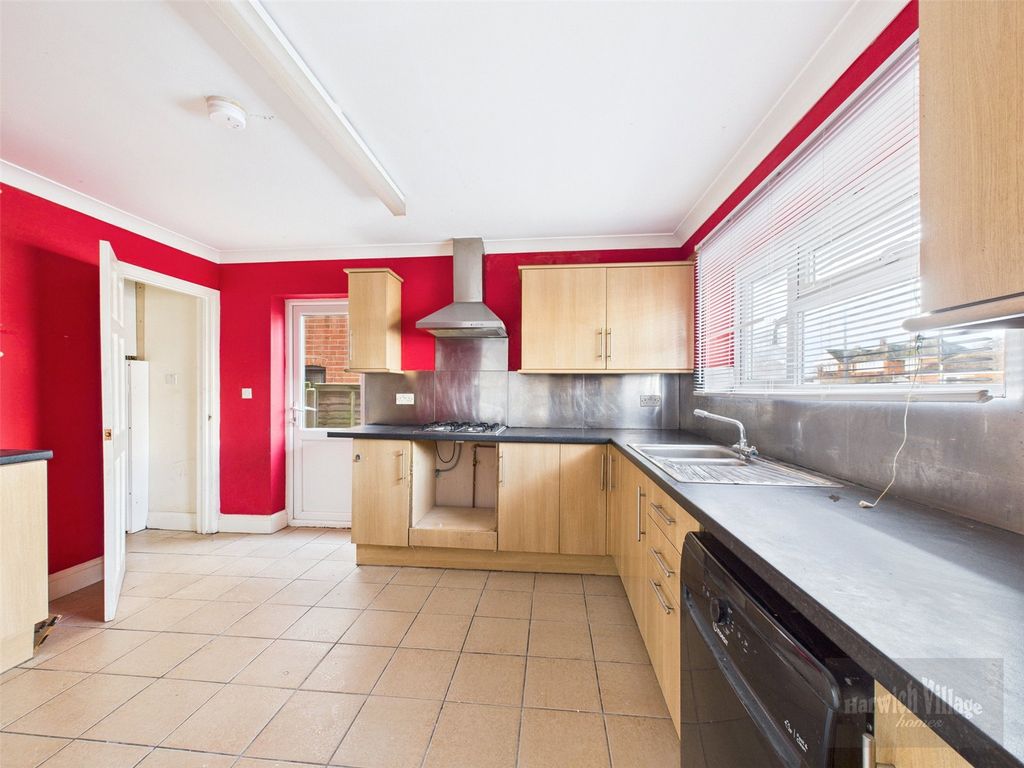 Additional image 4 of 4 bed detached house for saleAshley Road, Harwich, Essex CO12