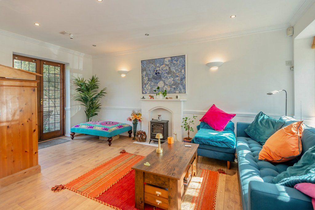 Additional image 13 of 6 bed detached house for saleMead Road, Hindhead, Surrey GU26